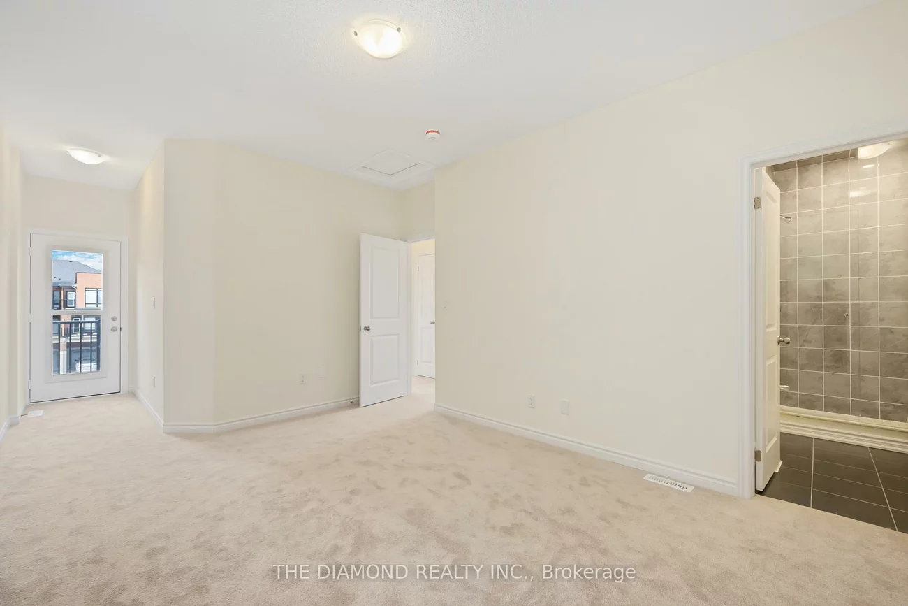 27, Gunton, Bayview Northeast, Aurora