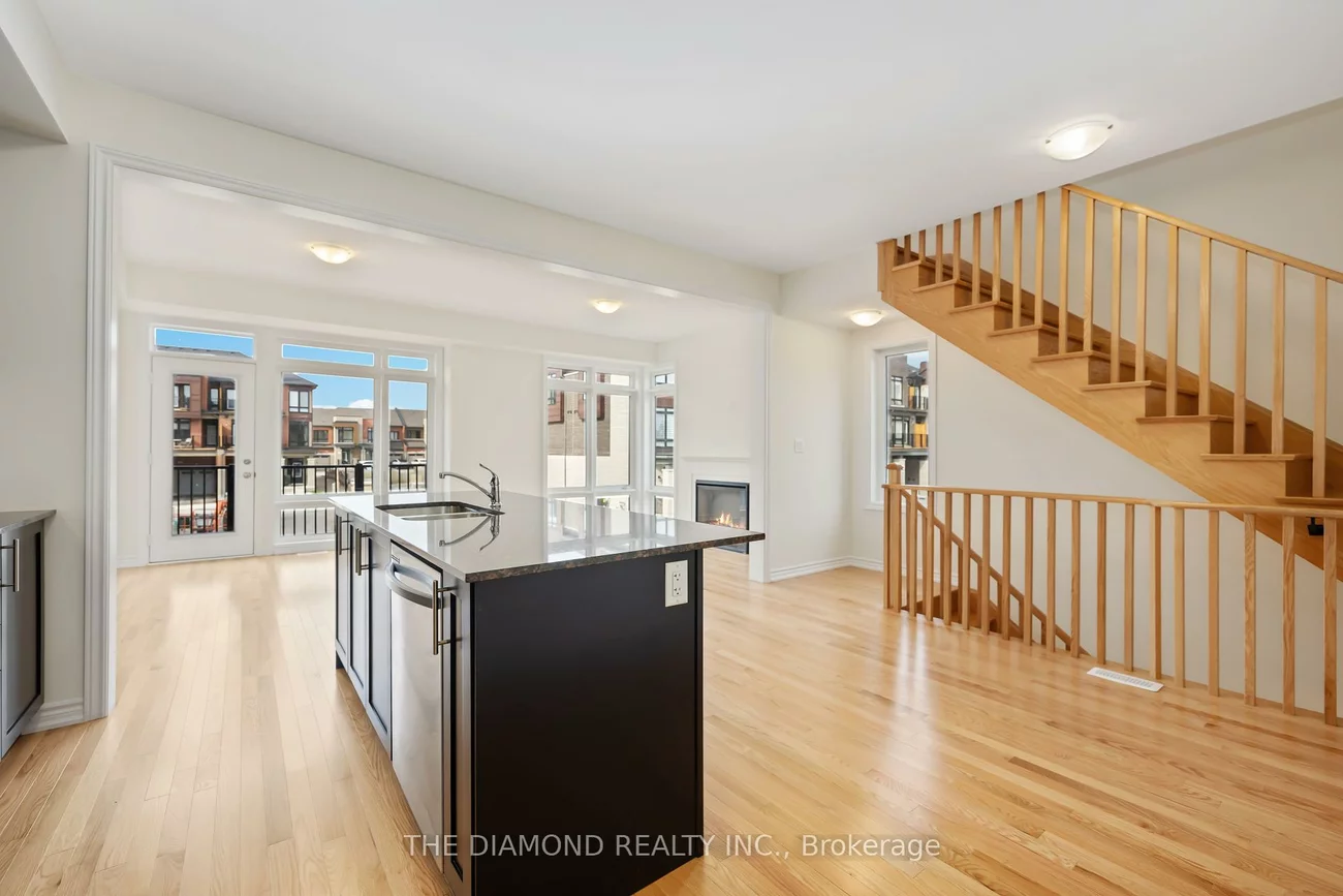 27, Gunton, Bayview Northeast, Aurora