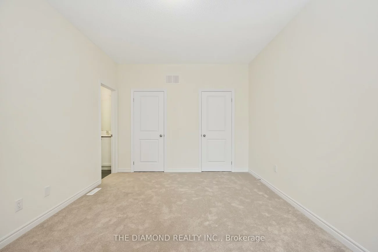 27, Gunton, Bayview Northeast, Aurora