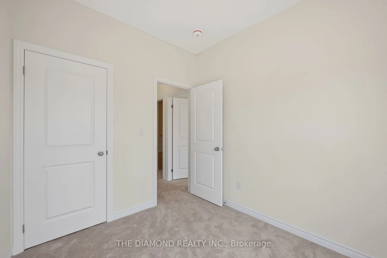 27, Gunton, Bayview Northeast, Aurora