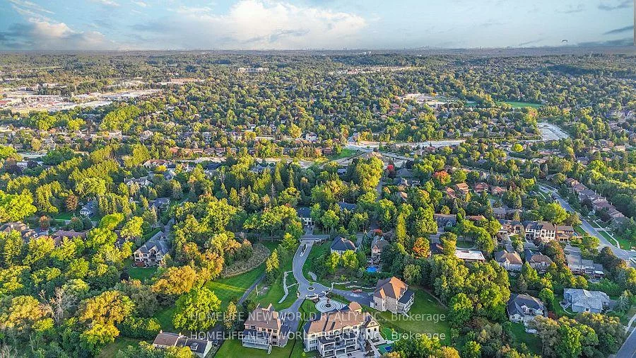 198, Kennedy, Aurora Village, Aurora