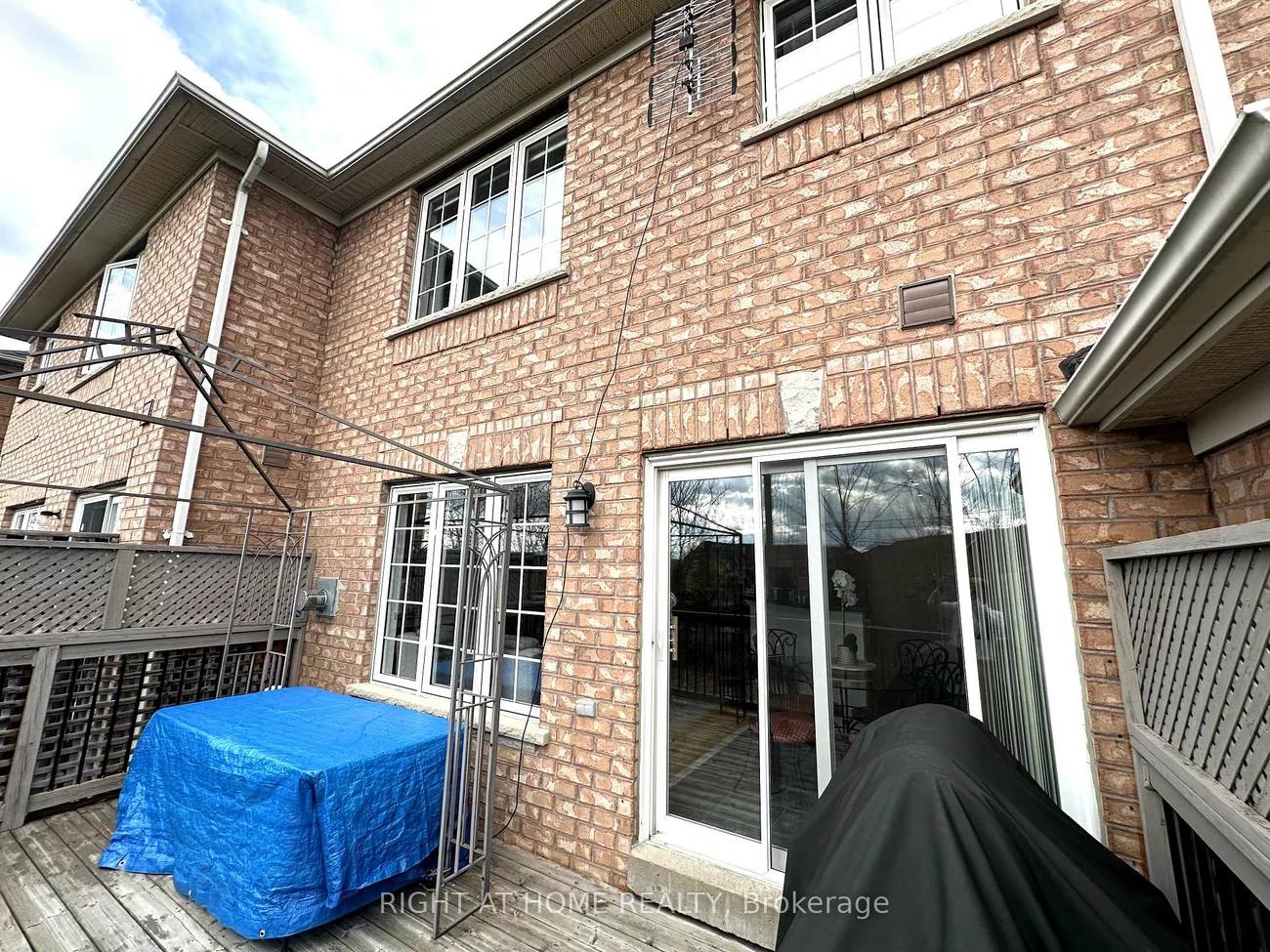 32, Millcliff, Aurora Grove, Aurora