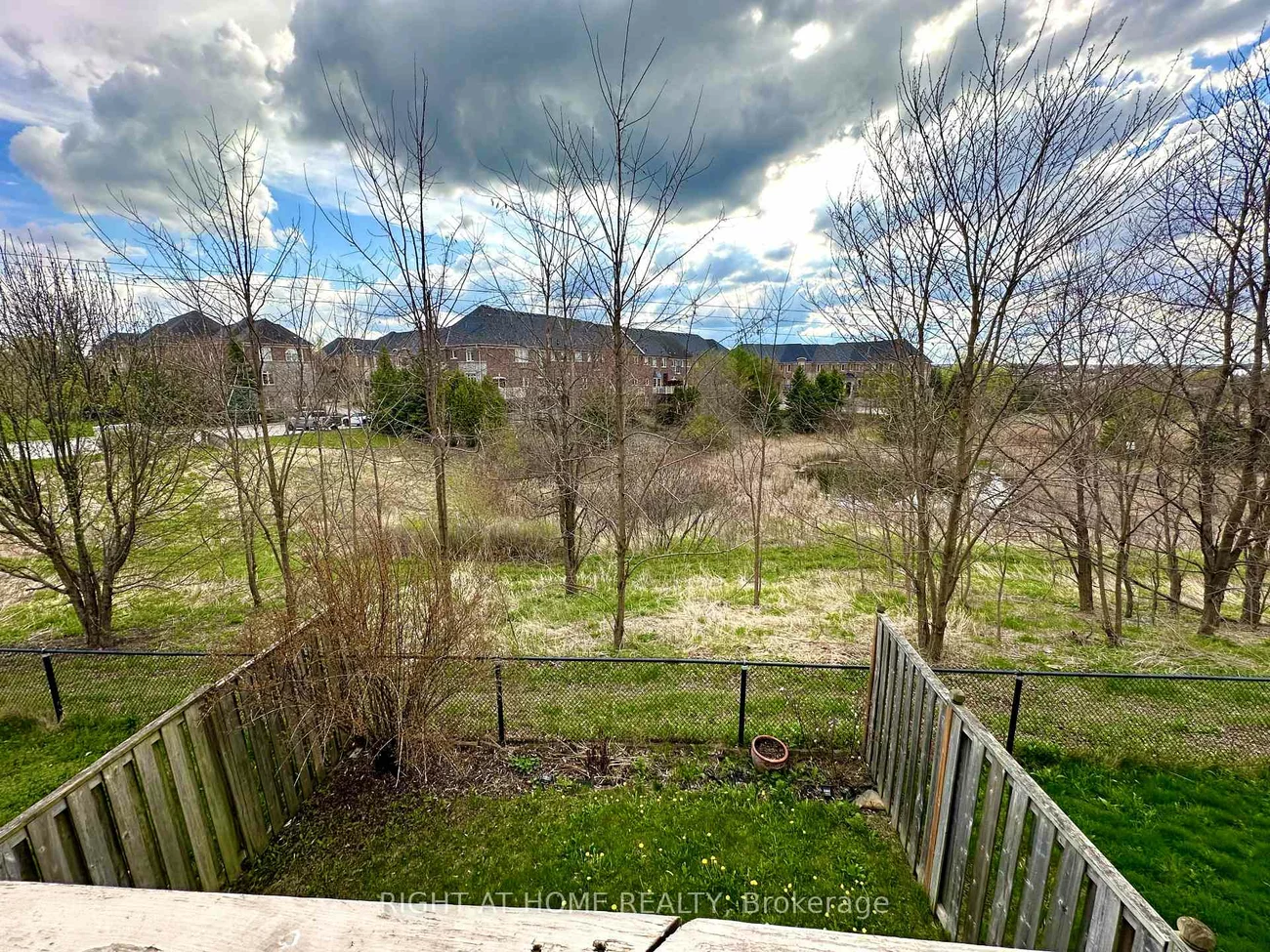 32, Millcliff, Aurora Grove, Aurora