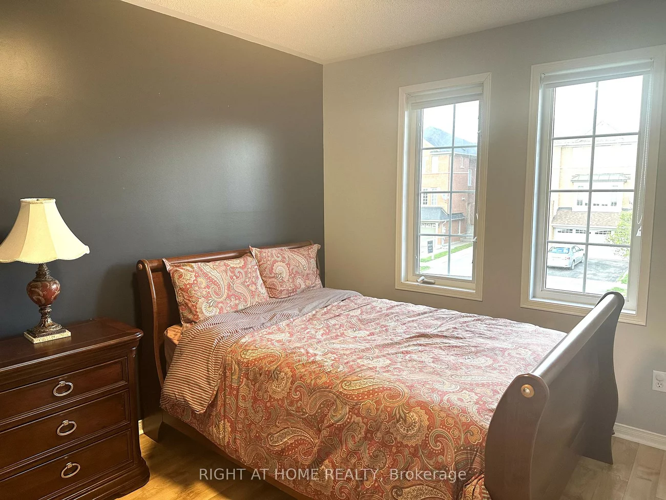 32, Millcliff, Aurora Grove, Aurora