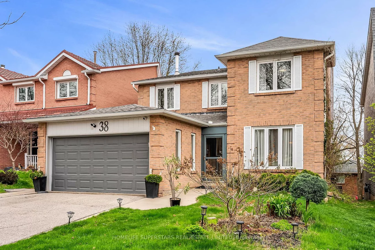 38, Baycroft, Aurora Heights, Aurora