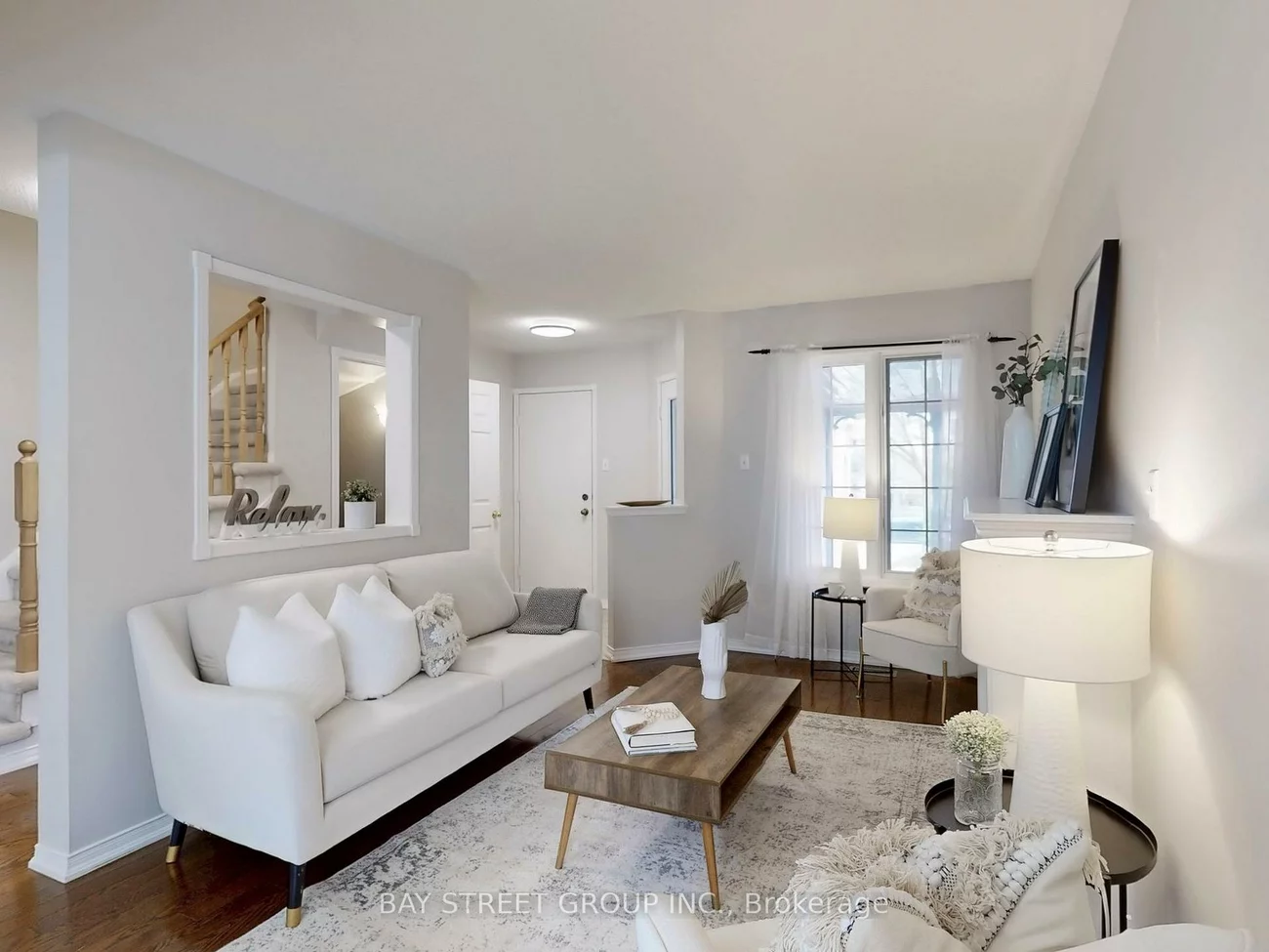 116, Woodroof, Bayview Wellington, Aurora