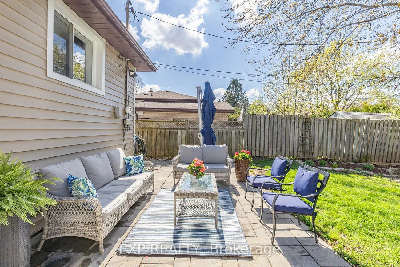 32, Kemano, Aurora Heights, Aurora
