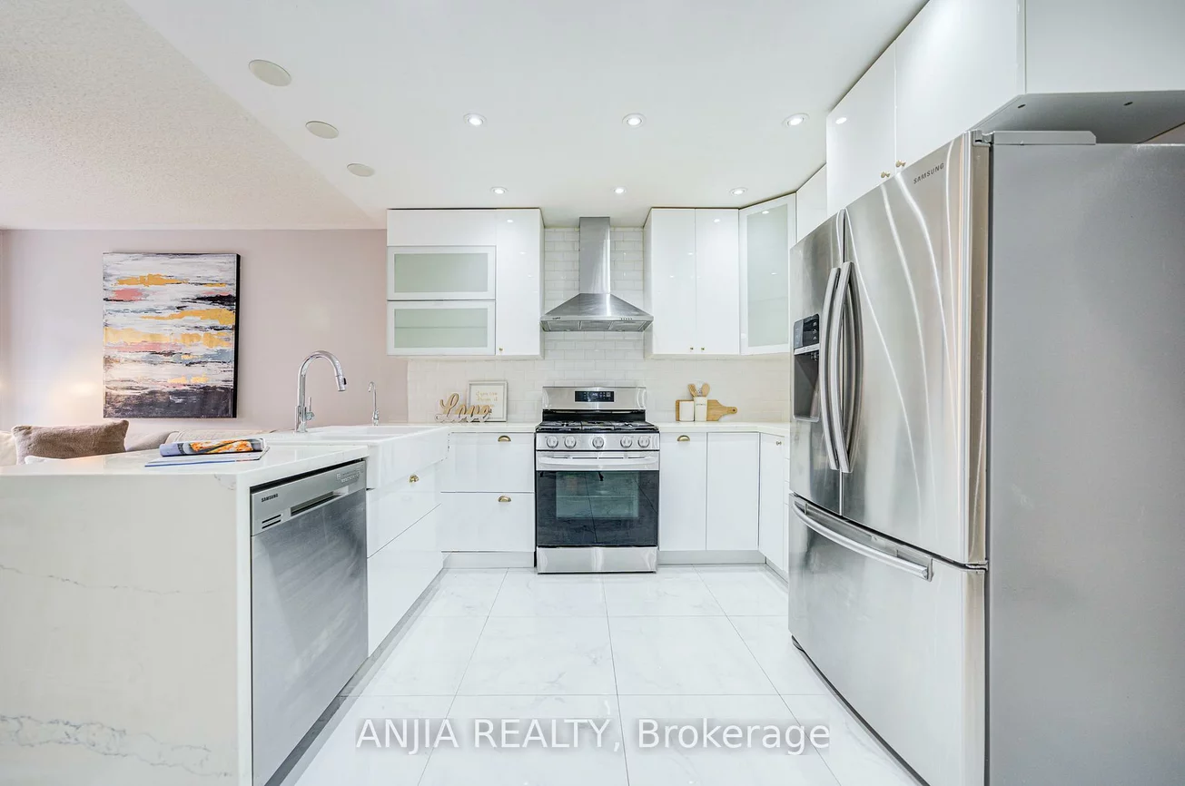 216, Zokol, Bayview Northeast, Aurora
