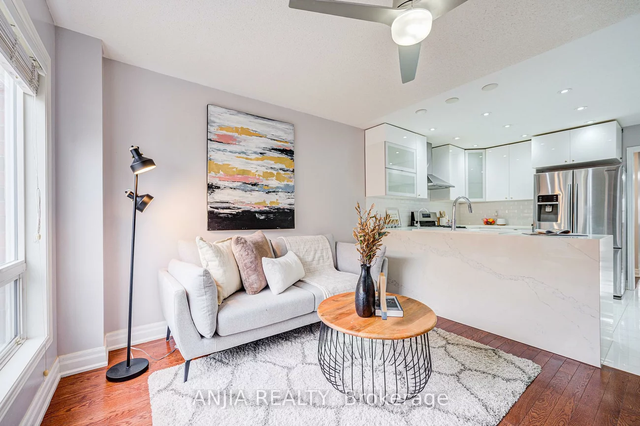 216, Zokol, Bayview Northeast, Aurora