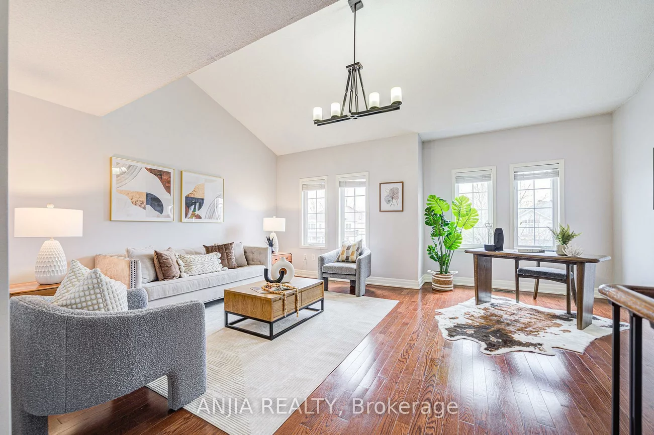 216, Zokol, Bayview Northeast, Aurora