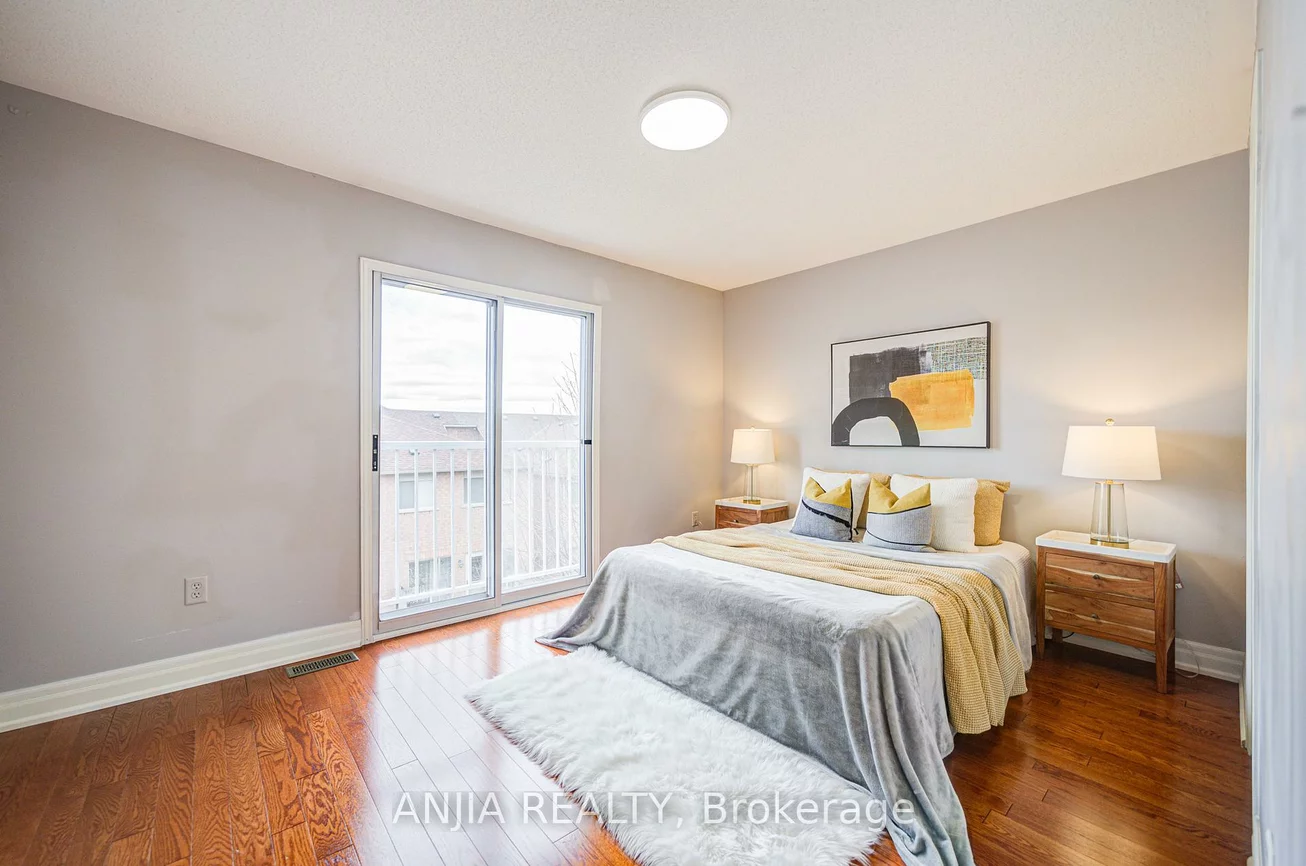 216, Zokol, Bayview Northeast, Aurora