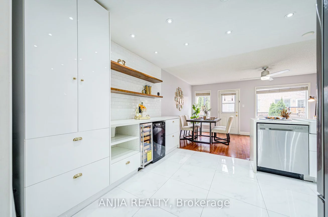 216, Zokol, Bayview Northeast, Aurora