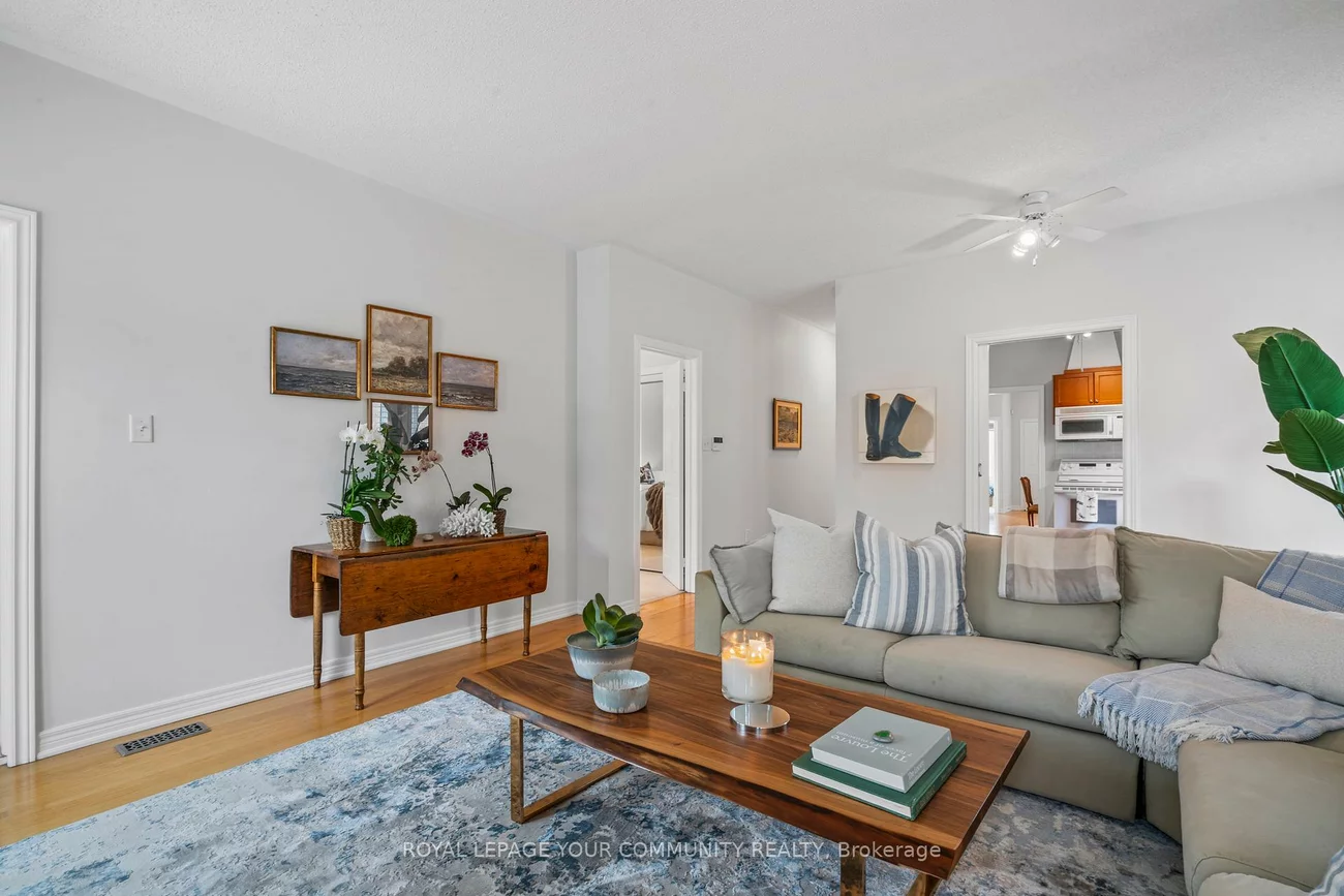 516, Stone, Aurora Grove, Aurora