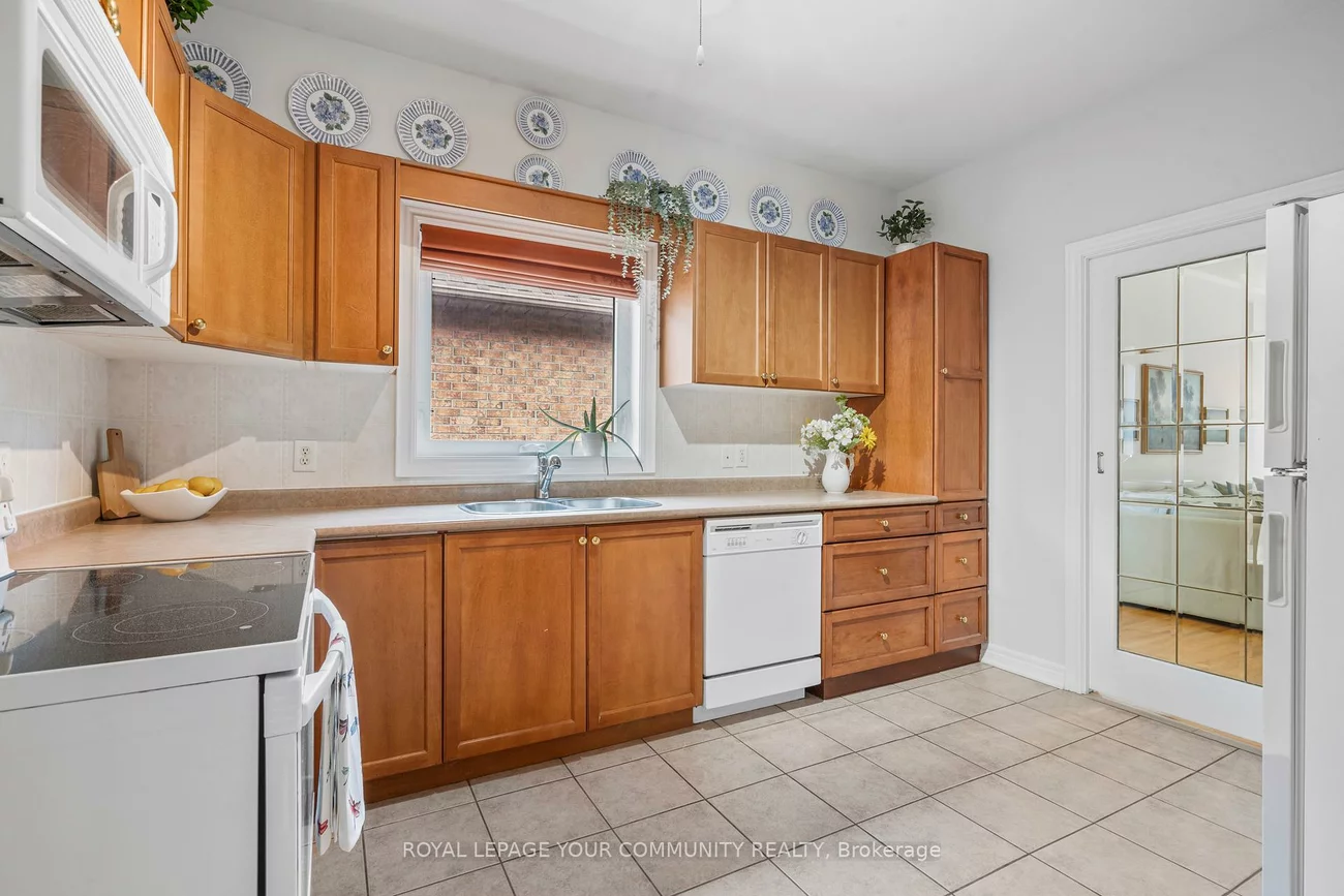 516, Stone, Aurora Grove, Aurora