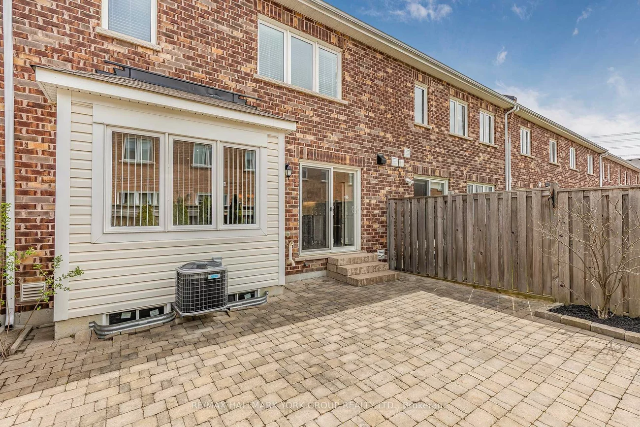 131, Hutt, Bayview Wellington, Aurora