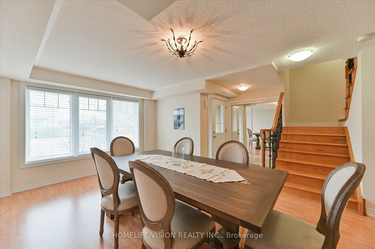 151, Zokol, Bayview Northeast, Aurora