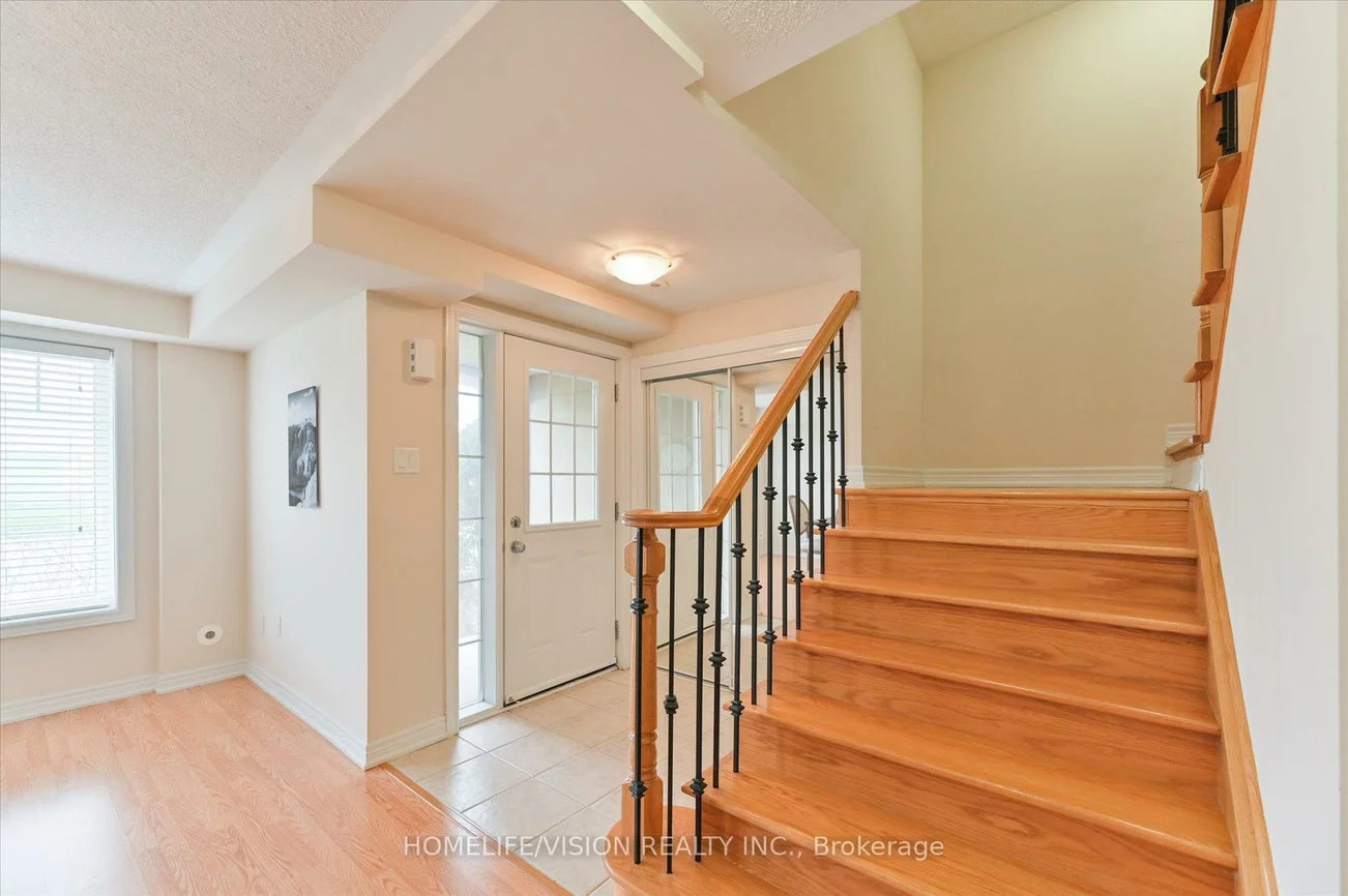 151, Zokol, Bayview Northeast, Aurora