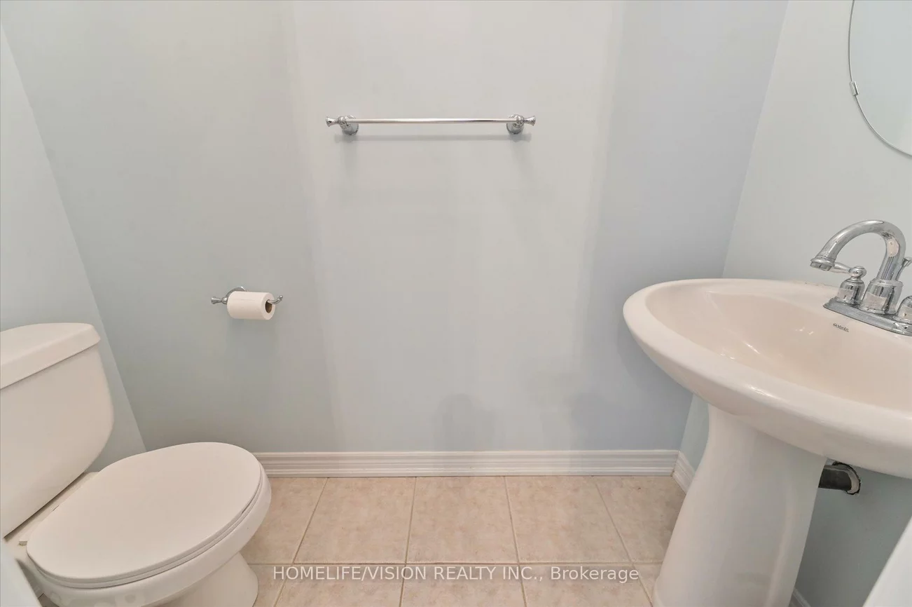 151, Zokol, Bayview Northeast, Aurora