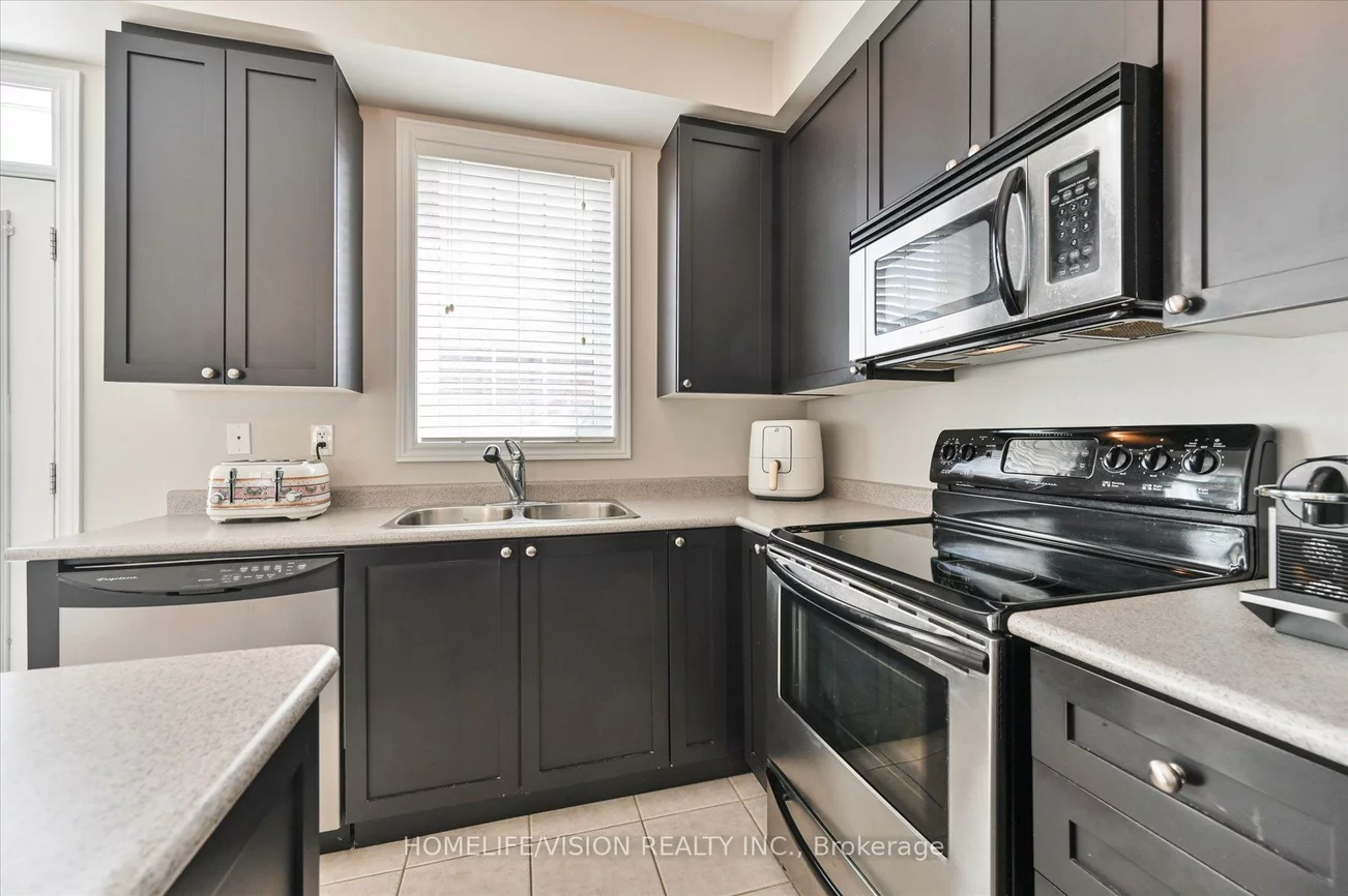 151, Zokol, Bayview Northeast, Aurora