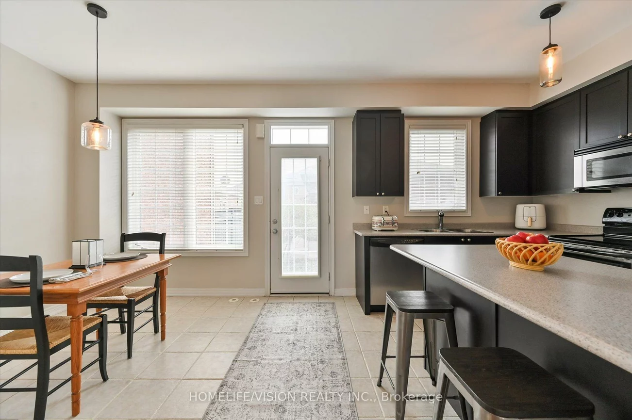 151, Zokol, Bayview Northeast, Aurora