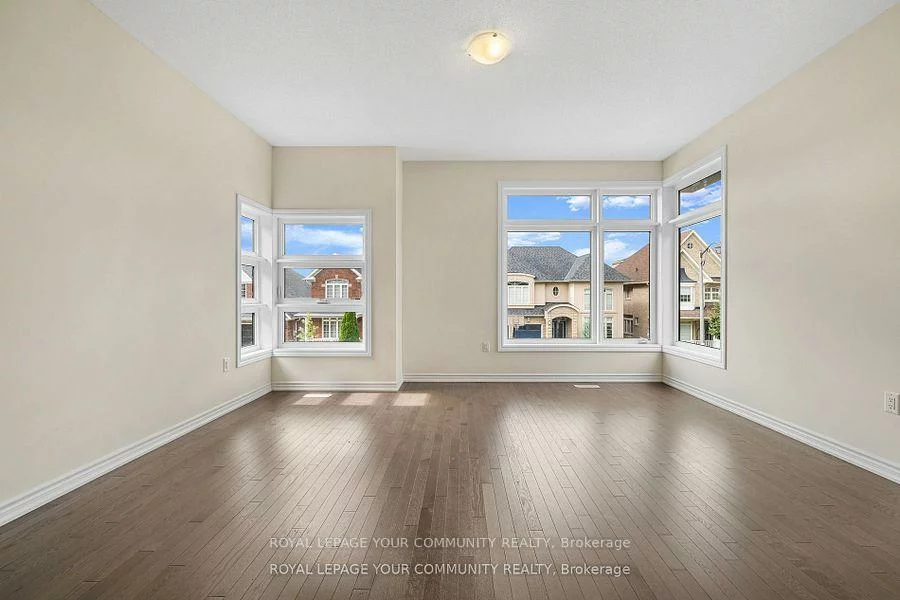 96, Weslock, Bayview Northeast, Aurora