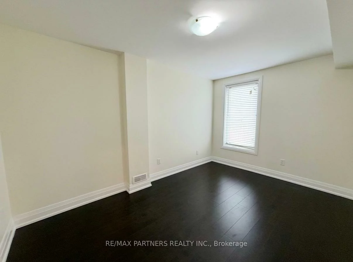 277, Mavrinac, Bayview Northeast, Aurora
