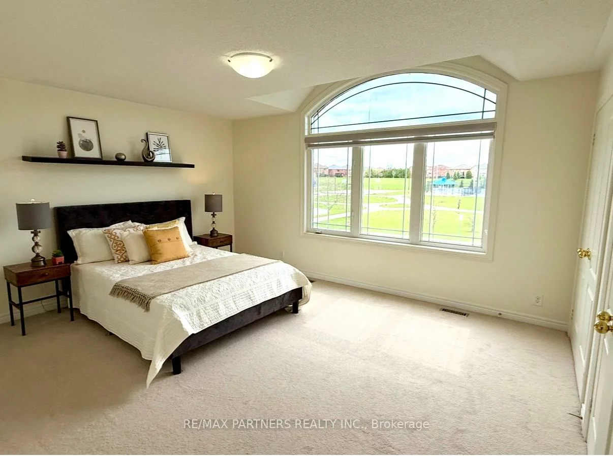 277, Mavrinac, Bayview Northeast, Aurora