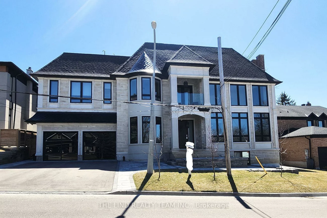 211, Kennedy, Aurora Village, Aurora