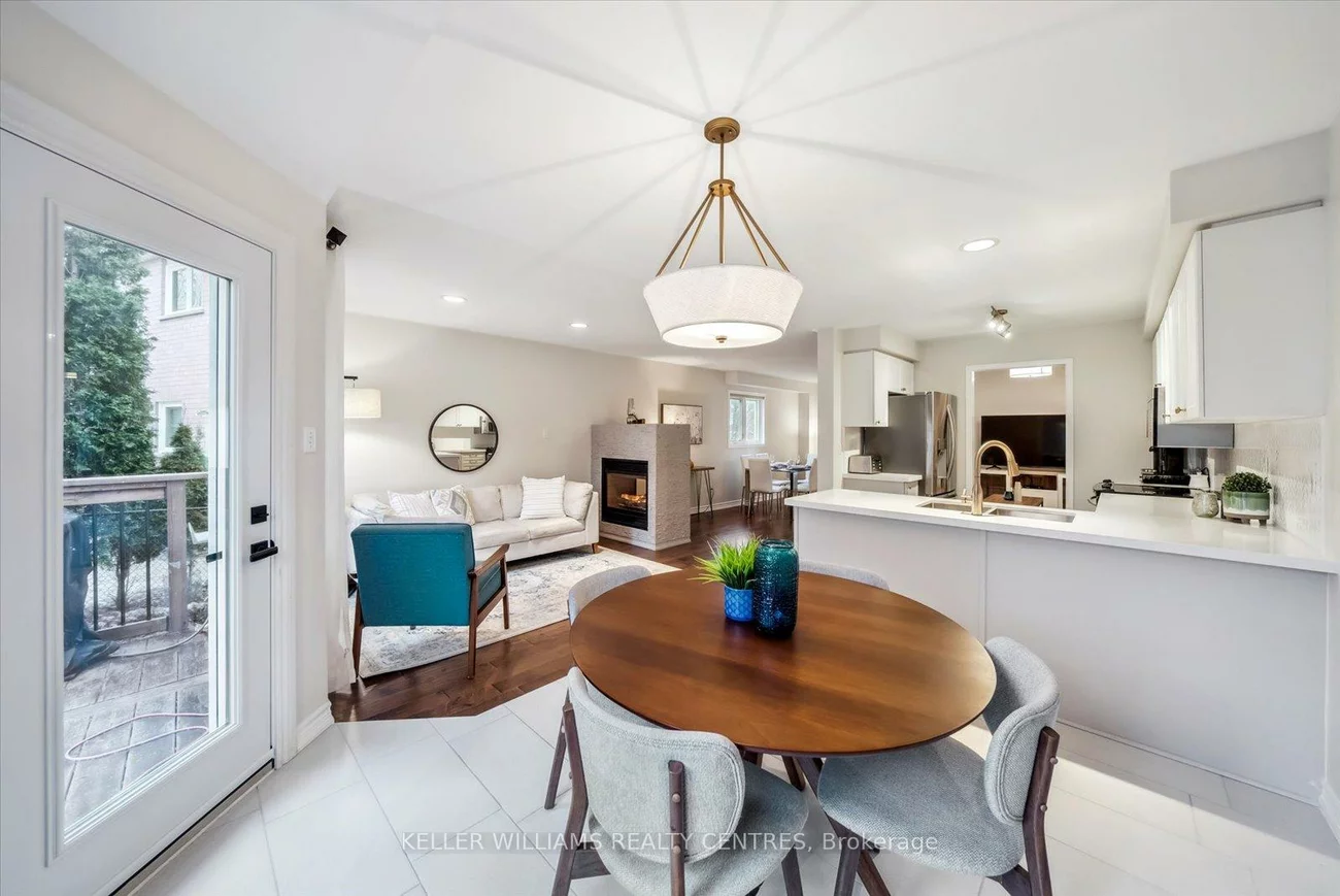 126, Primeau, Aurora Grove, Aurora