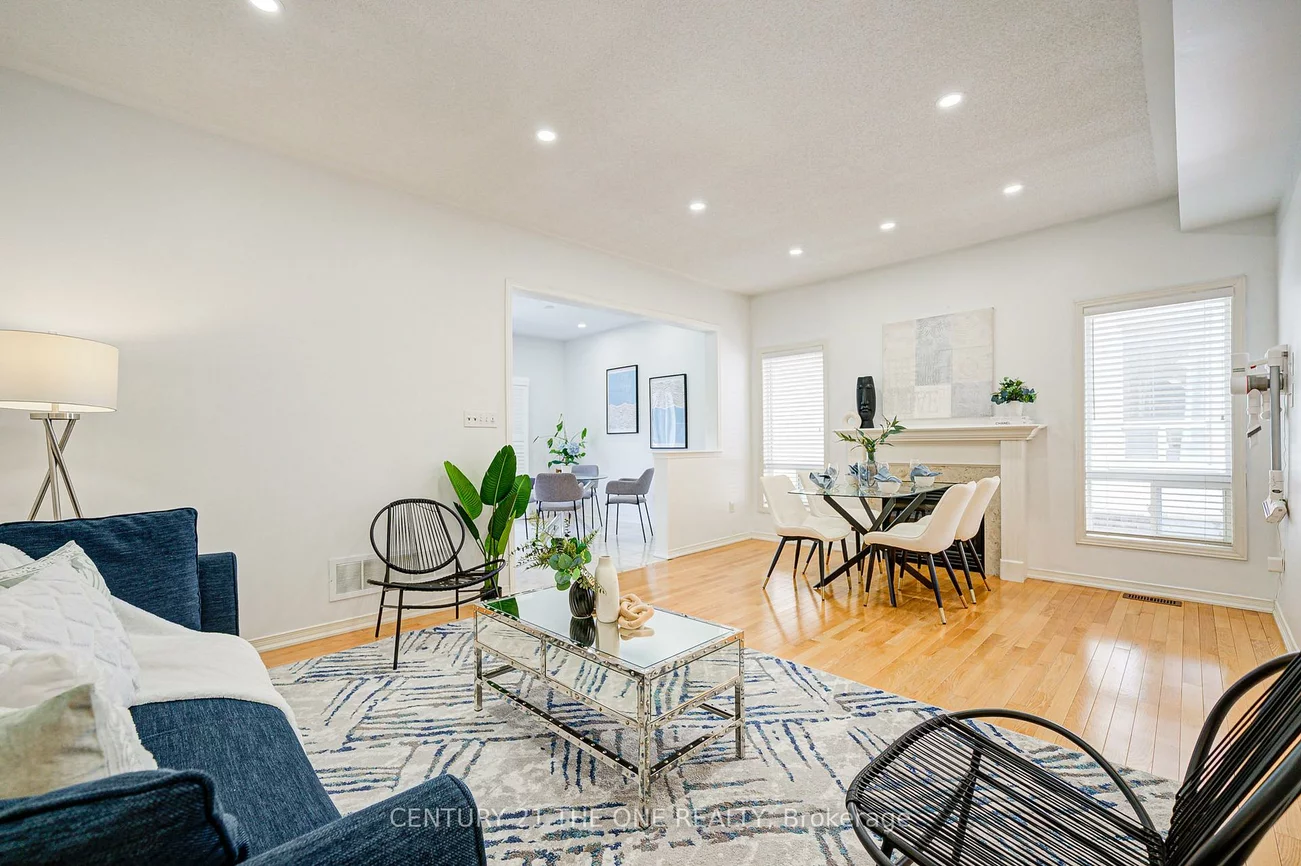 16, Martell, Bayview Northeast, Aurora