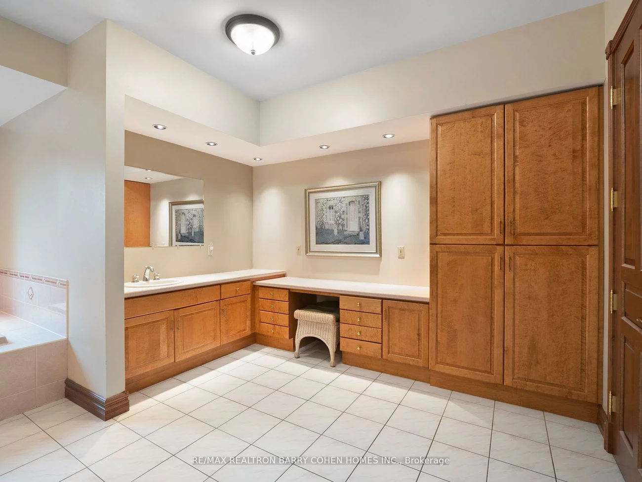 157, Treegrove, Hills of St Andrew, Aurora