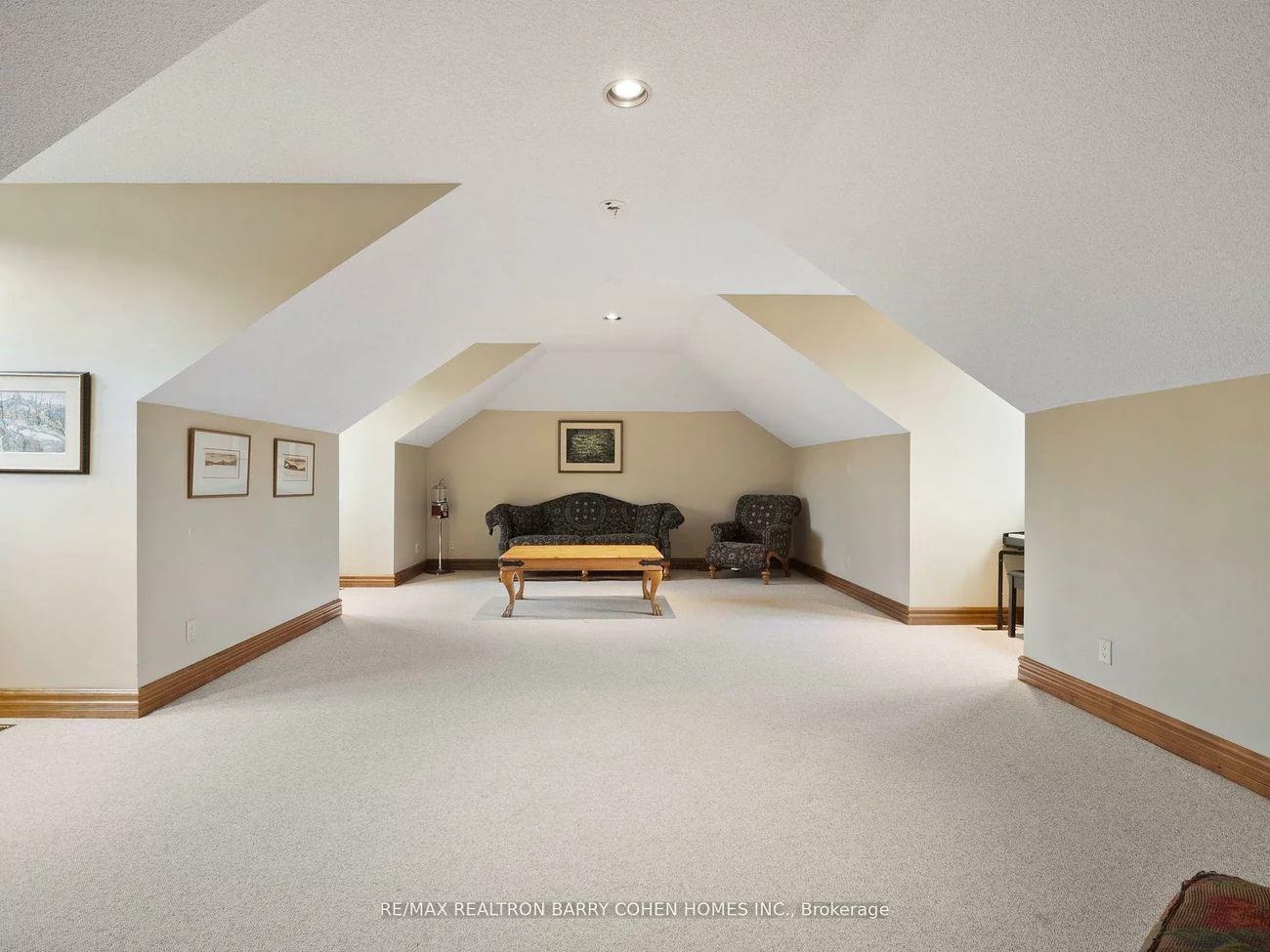 157, Treegrove, Hills of St Andrew, Aurora