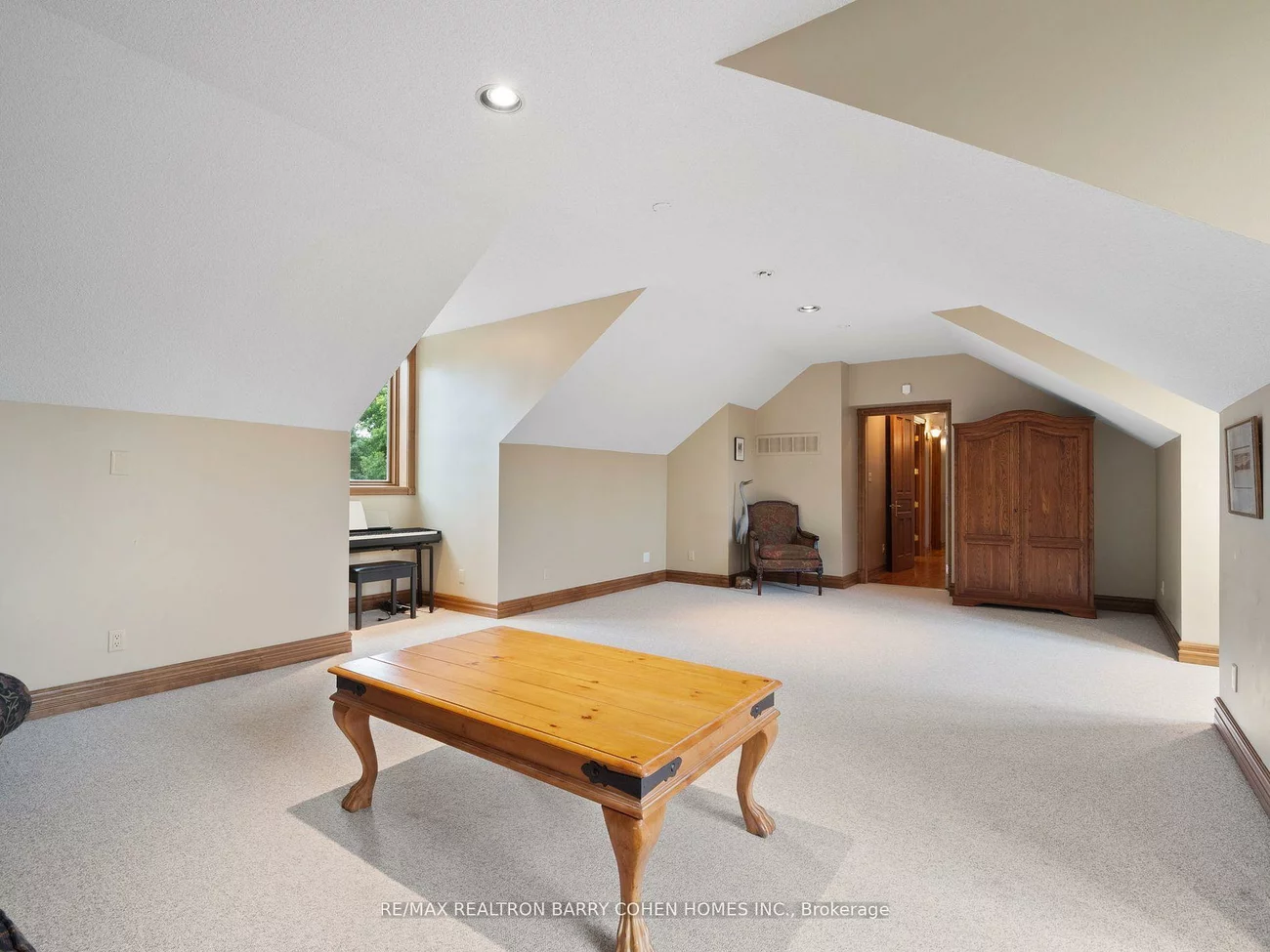 157, Treegrove, Hills of St Andrew, Aurora