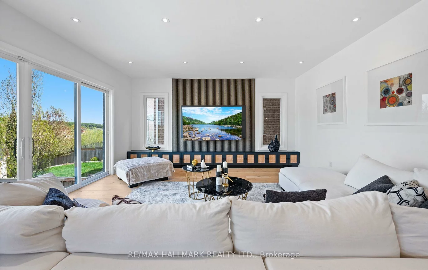 119, Pointon, Bayview Northeast, Aurora