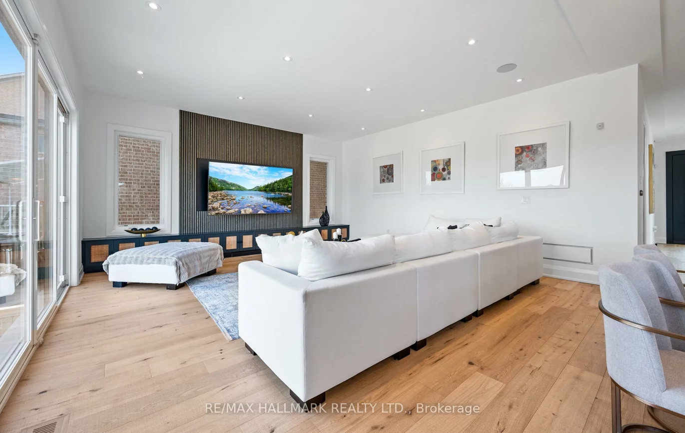 119, Pointon, Bayview Northeast, Aurora