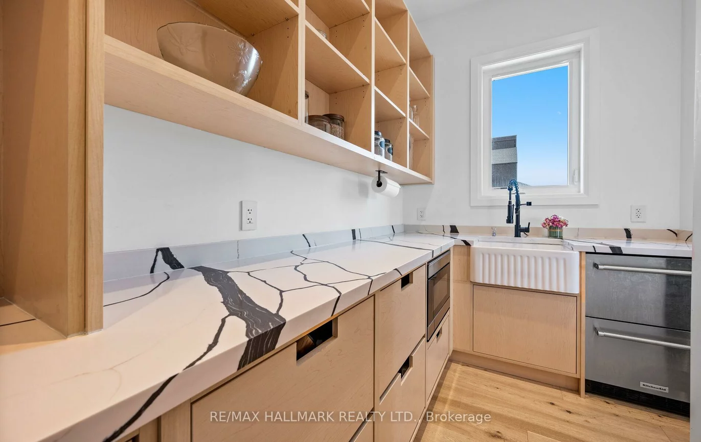 119, Pointon, Bayview Northeast, Aurora