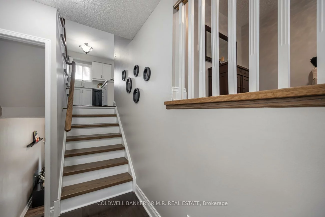 32, Mugford, Bayview Wellington, Aurora