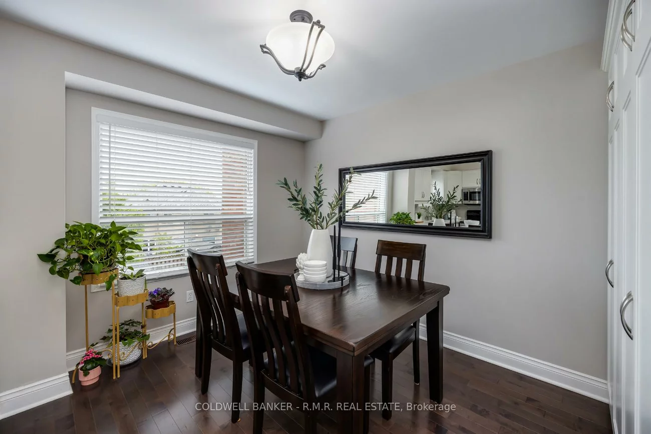 32, Mugford, Bayview Wellington, Aurora