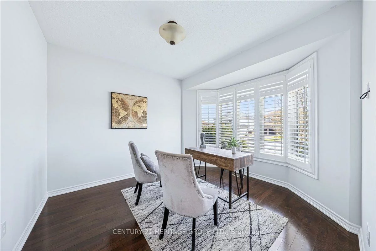 22, Horsley, Bayview Northeast, Aurora