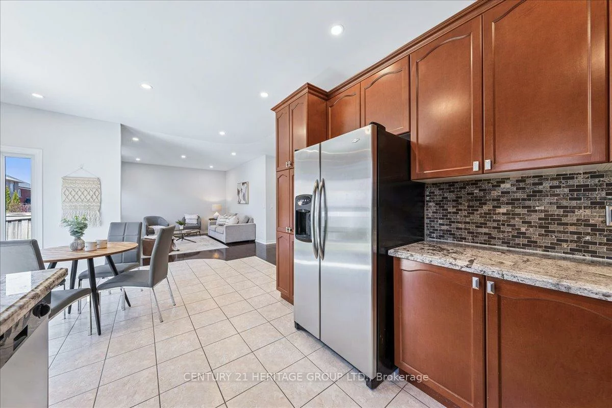 22, Horsley, Bayview Northeast, Aurora
