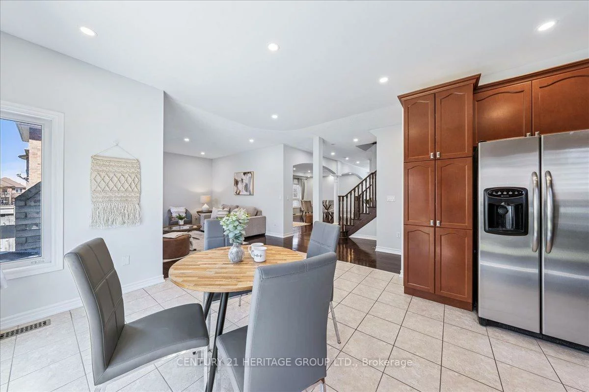 22, Horsley, Bayview Northeast, Aurora