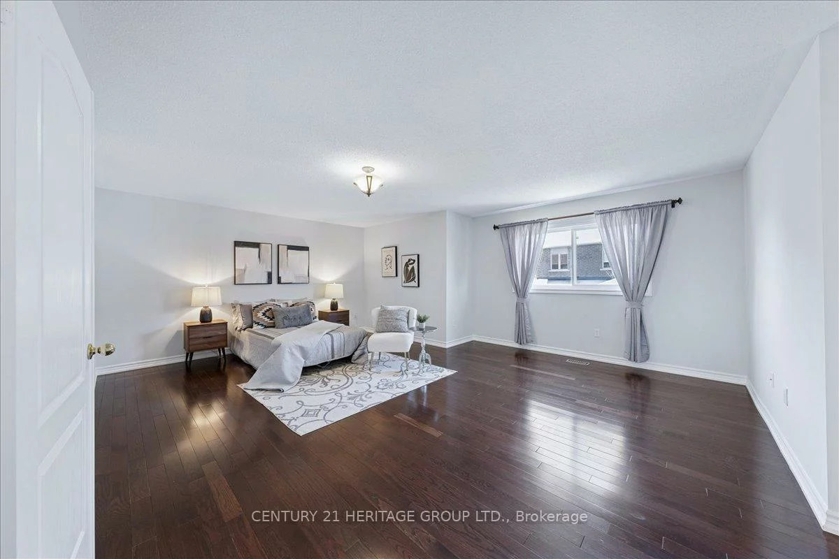 22, Horsley, Bayview Northeast, Aurora
