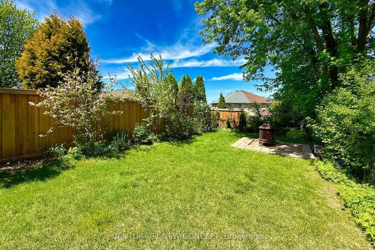 107, Primeau, Aurora Grove, Aurora