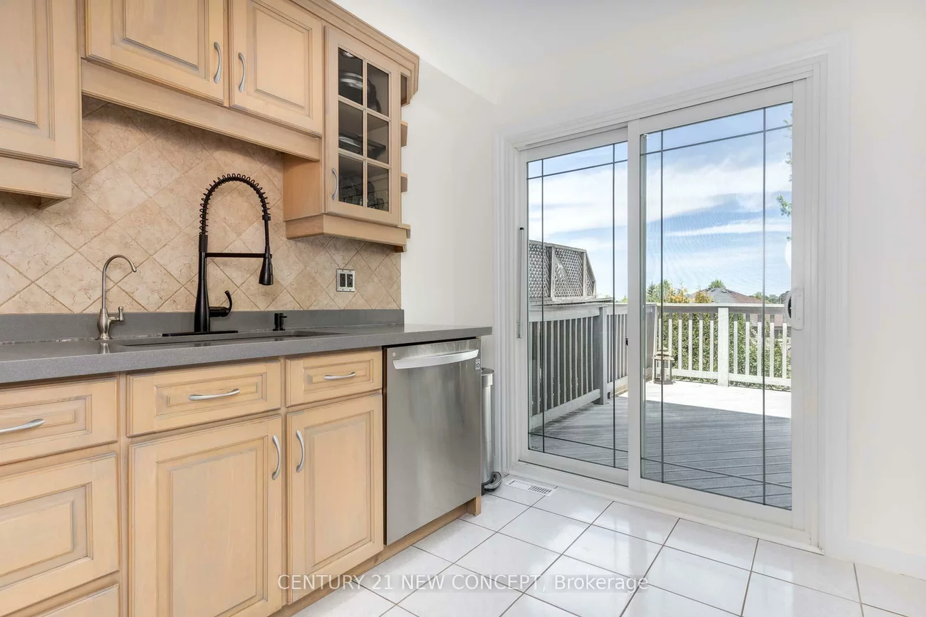 107, Primeau, Aurora Grove, Aurora