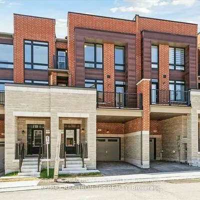 12, Griffith, Bayview Northeast, Aurora