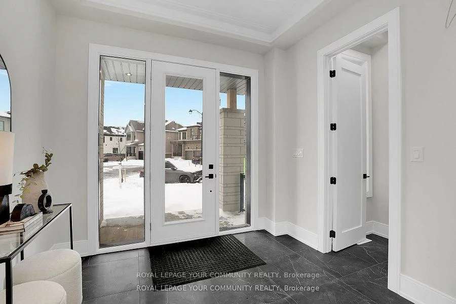 6, Bunn, Bayview Northeast, Aurora