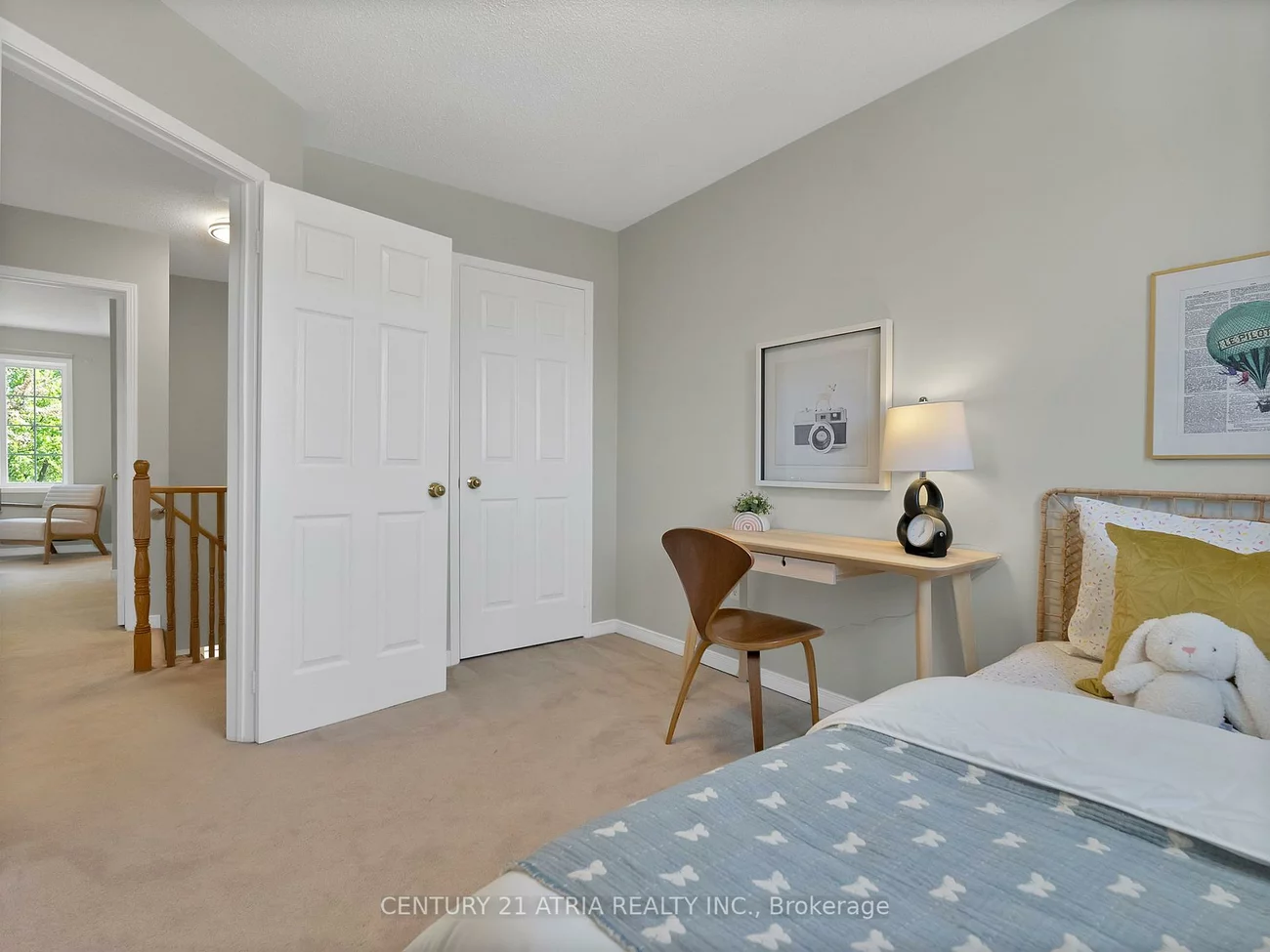 143, Baywell, Bayview Wellington, Aurora