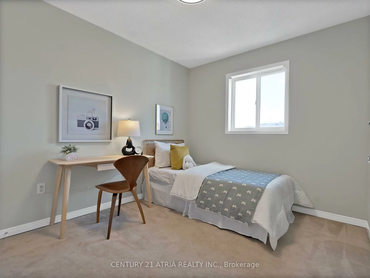 143, Baywell, Bayview Wellington, Aurora