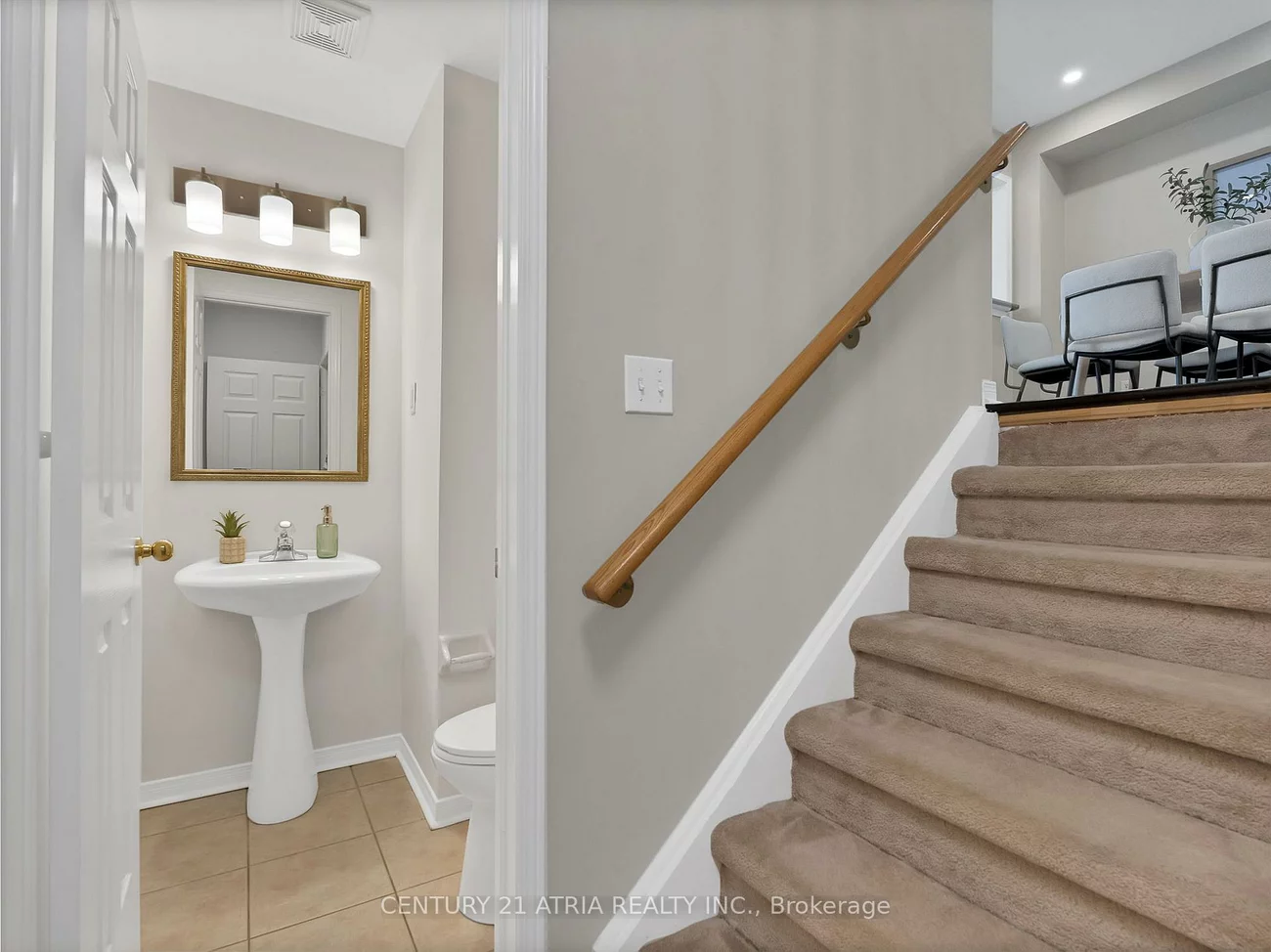 143, Baywell, Bayview Wellington, Aurora