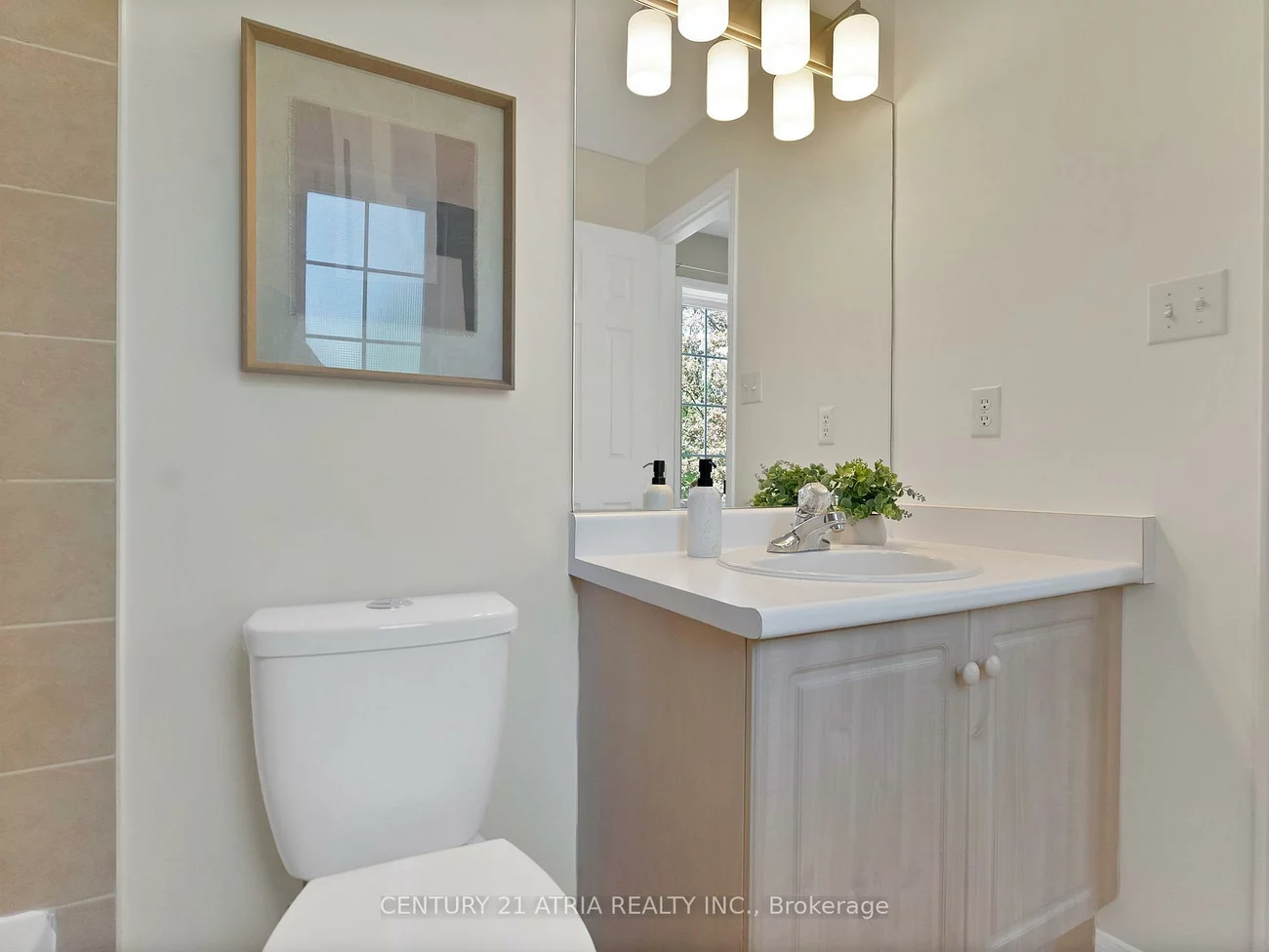 143, Baywell, Bayview Wellington, Aurora